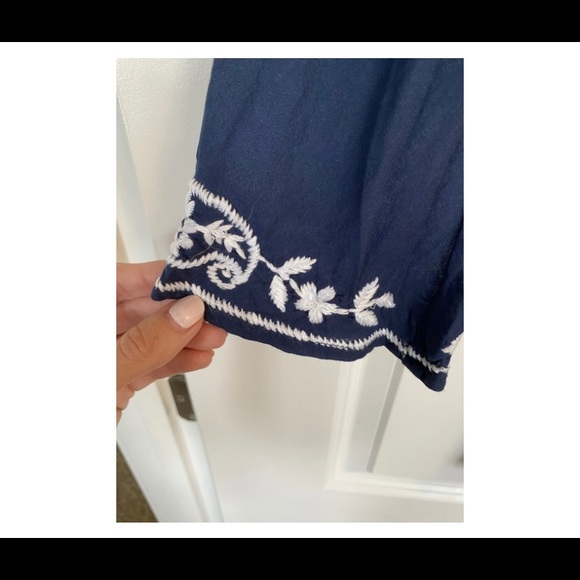 Embroidered Tunic - Picture 2 of 5